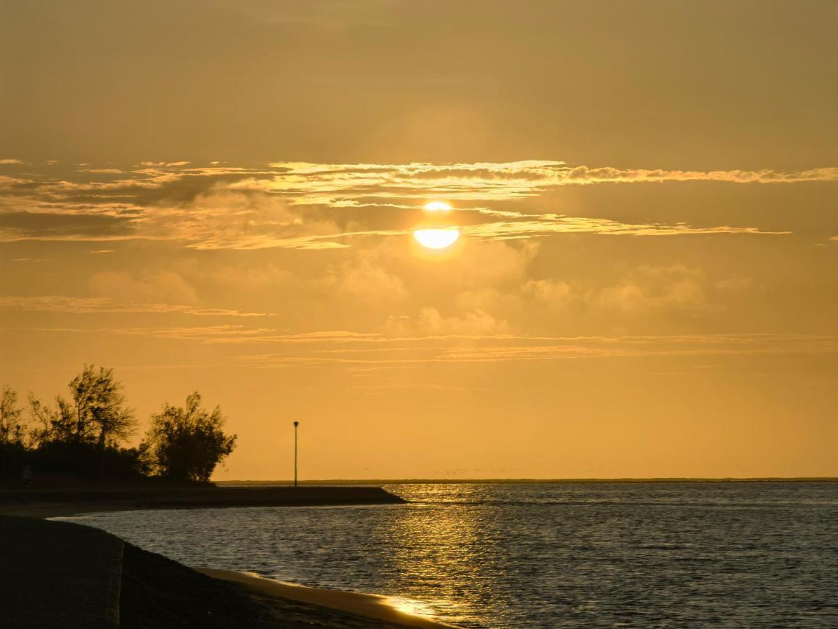 Flamingo Villas Boutique Hotel Walvis Bay Exterior photo