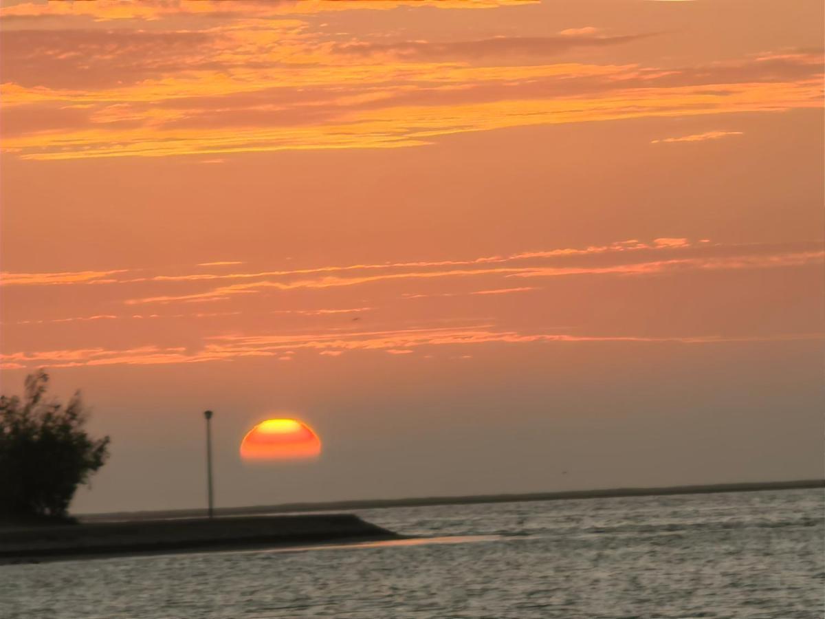 Flamingo Villas Boutique Hotel Walvis Bay Exterior photo