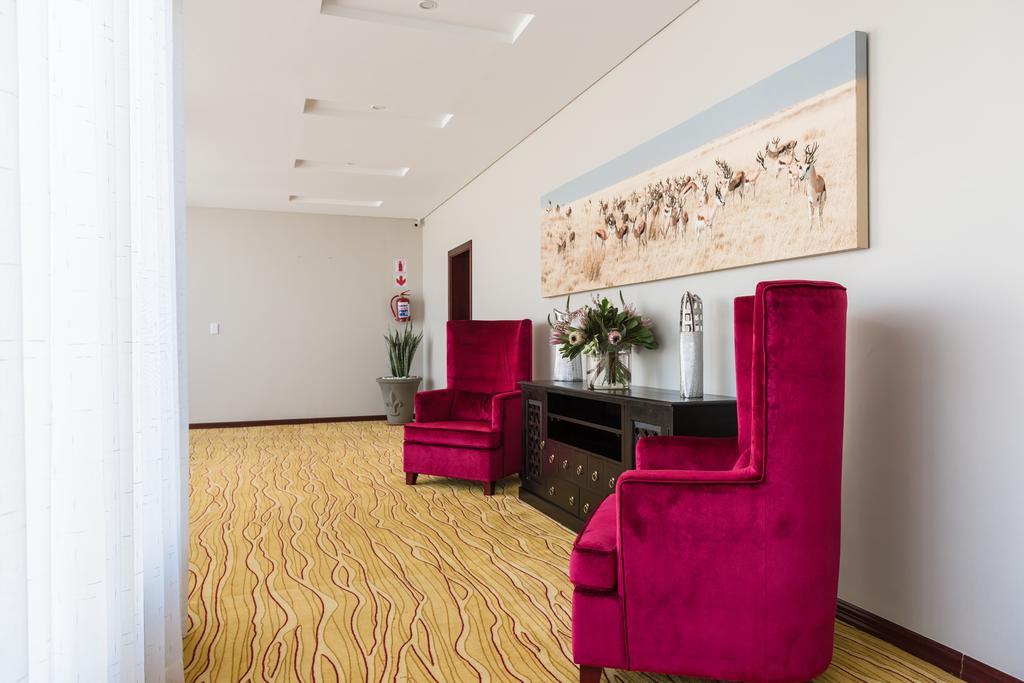 Flamingo Villas Boutique Hotel Walvis Bay Exterior photo